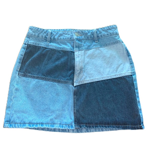 Wild Fable Retro Patchwork Denim Mini Skirt Size 8 - Picture 1 of 4